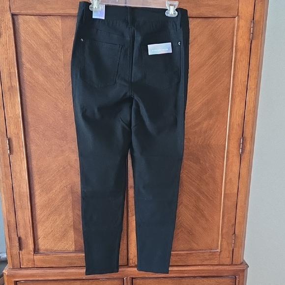 YMI Black Women Jeggings - Picture 2 of 2